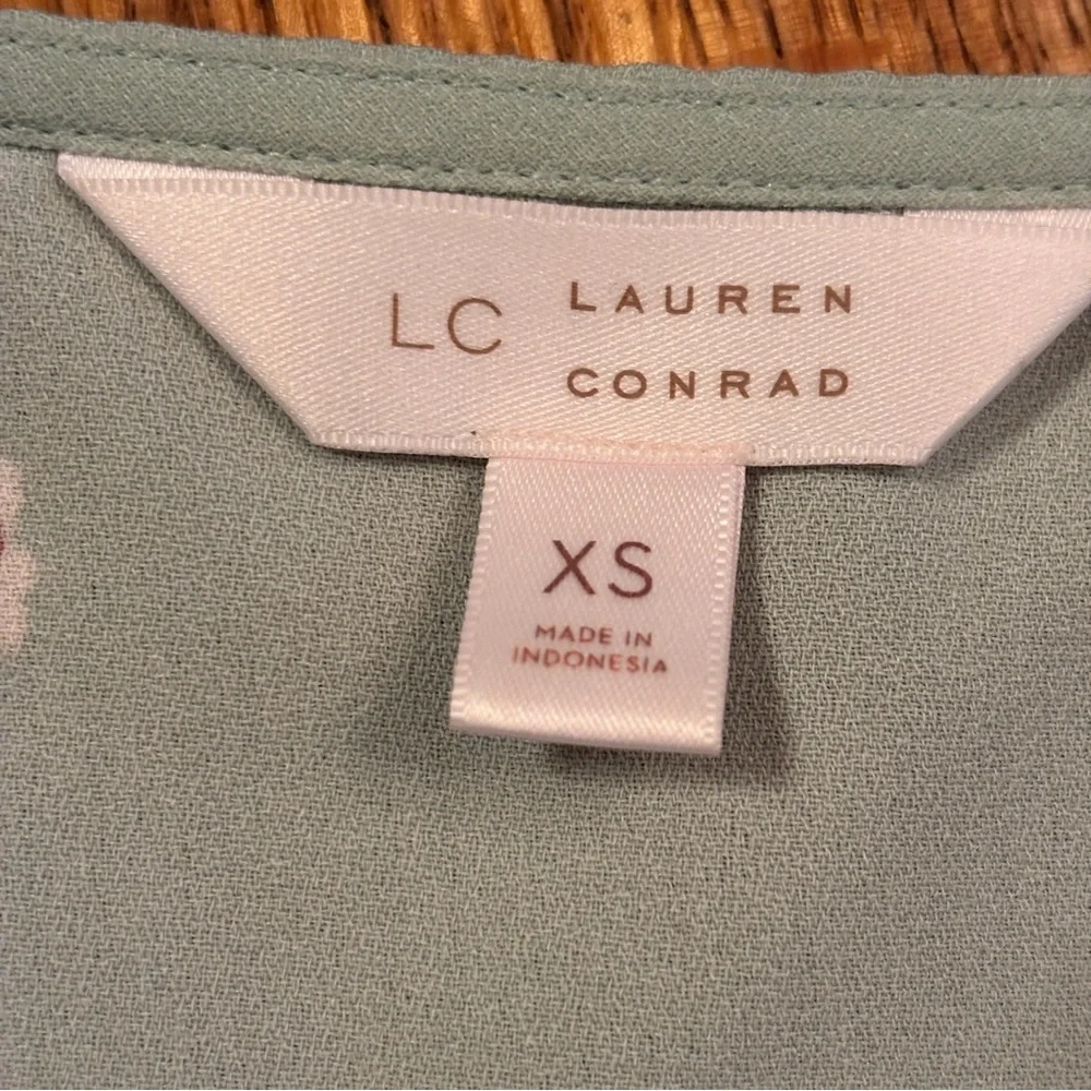 LC Lauren Conrad Sage Green Floral Wrap Midi Dress M1 - Picture 4 of 9